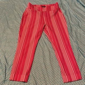 7th avenue New York company pink and white stripped capri pants